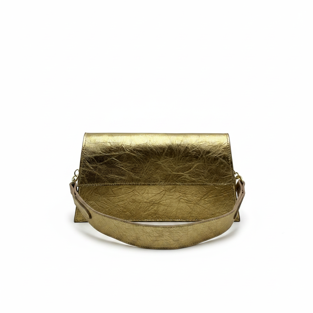 LUCY IN VITELLO LAMINATO ORO