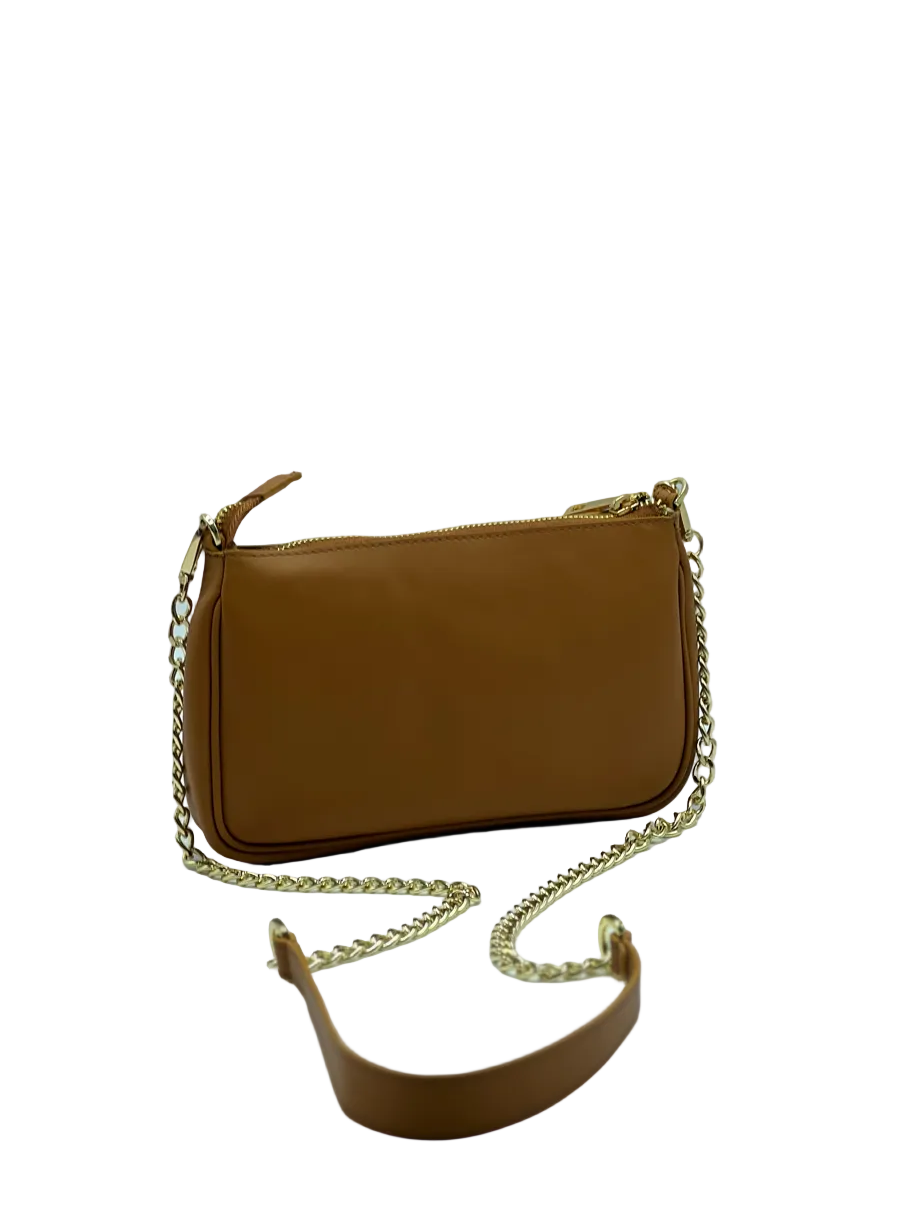 Pochette Maria in Vitello Cuoio - dettaglio texture - Lignani Pelletteria
