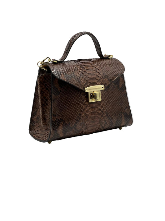 AUREA in pitone marrone, borsa elegante da donna in pelle effetto pitone dal design minimal e sofisticato.