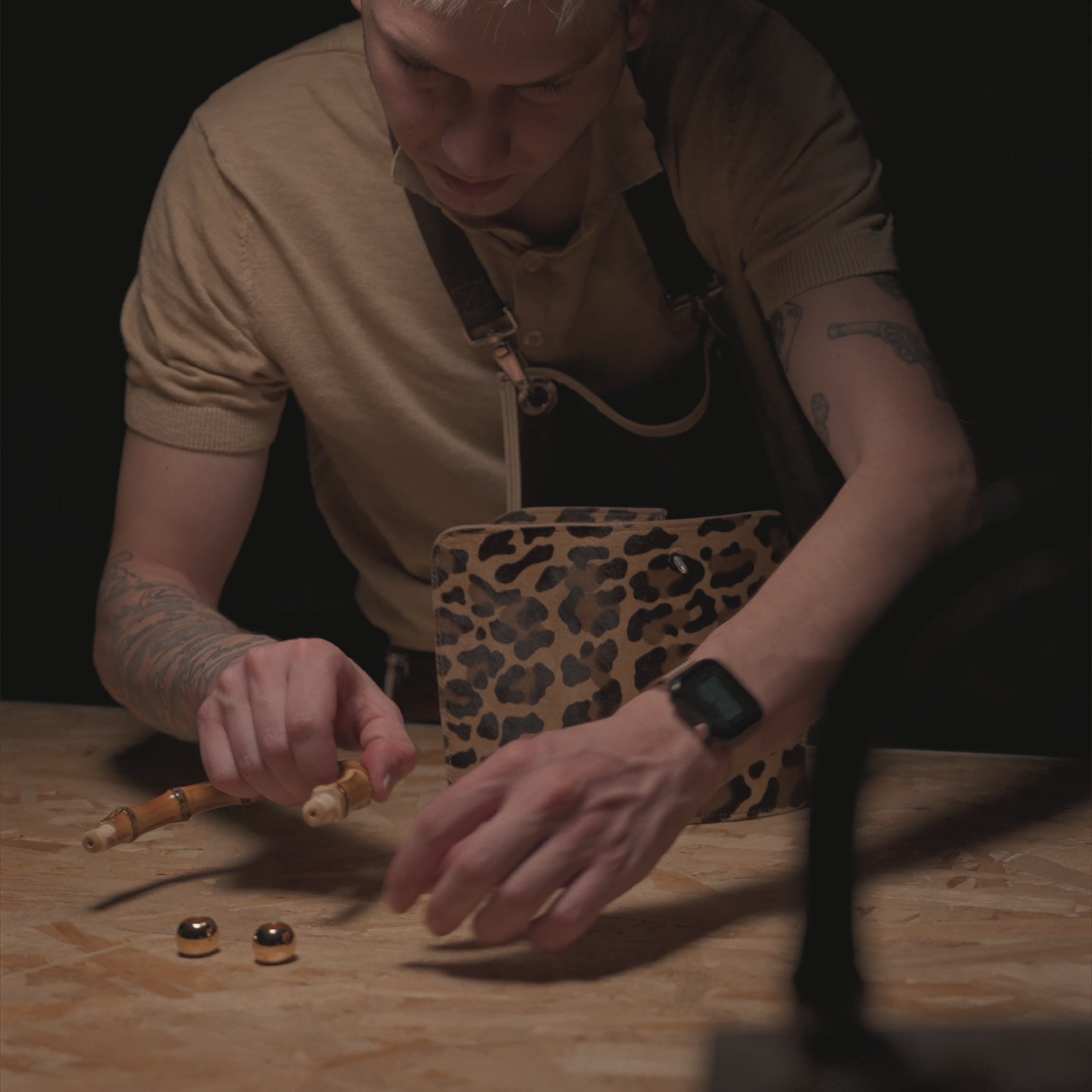 Carica il video: 